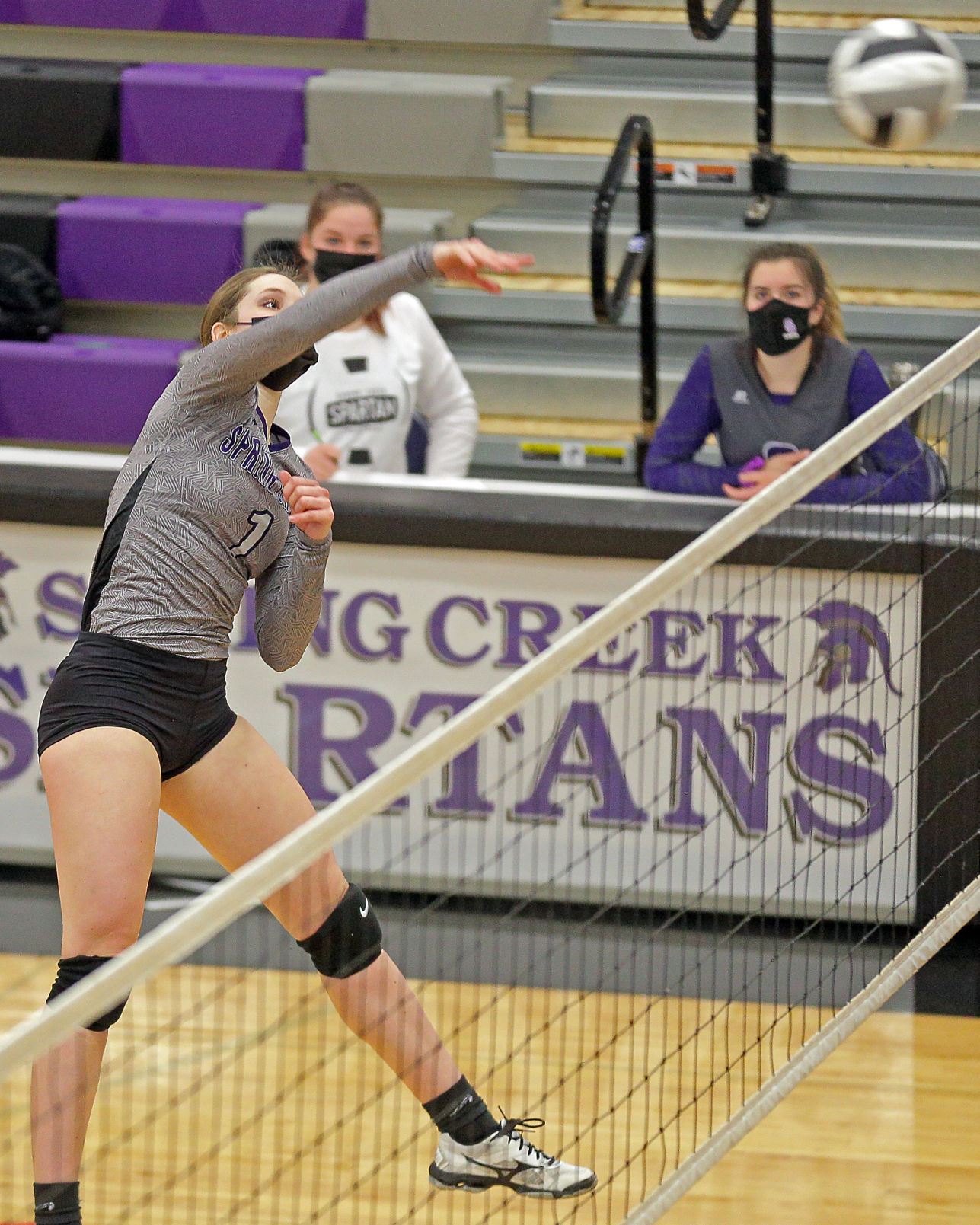 Fallon at Spring Creek Volleyball 39.jpg